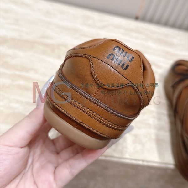 ���� �̿�̿� ����Ŀ�� MIU012596-1