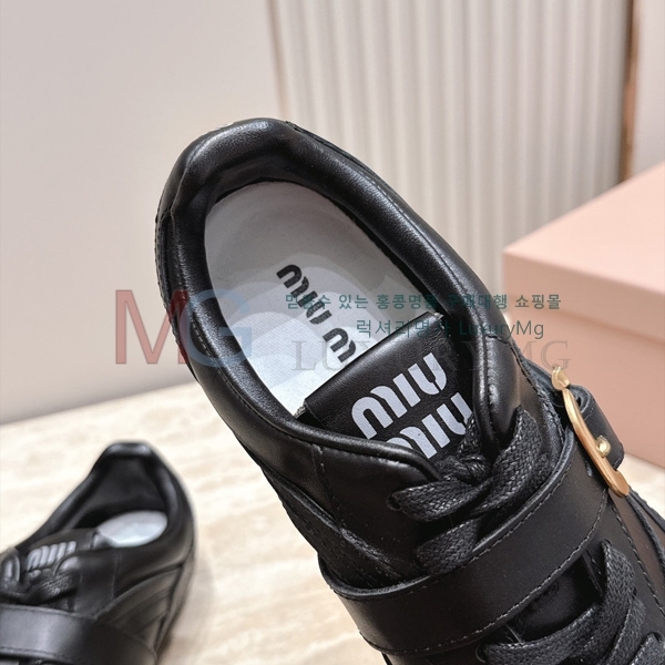 ���� �̿�̿� ����Ŀ�� MIU012596