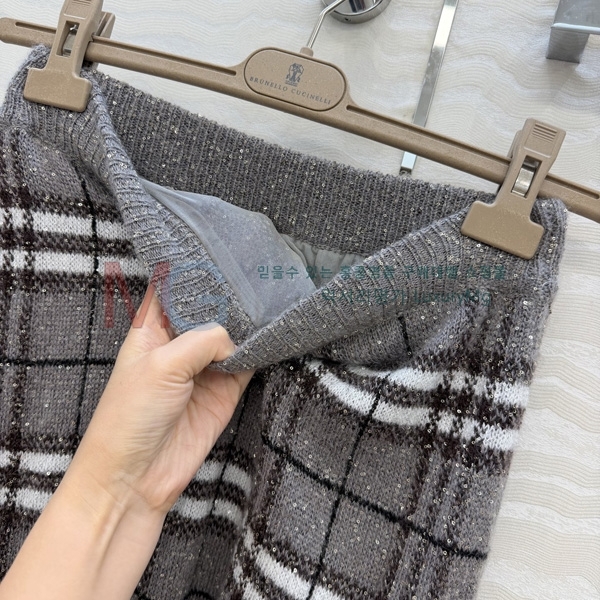 ���� ���ڷ� ��ġ�ڸ� ��ĿƮ BC5456088-3
