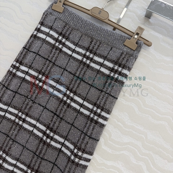 ���� ���ڷ� ��ġ�ڸ� ��ĿƮ BC5456088-3