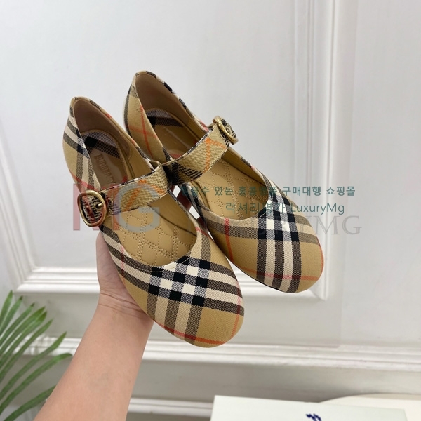 ���� ������ �÷����� BB633056