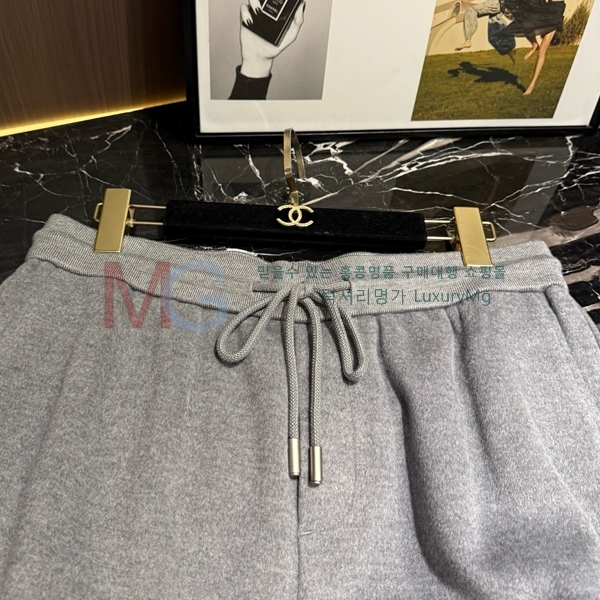 ���� ���ڷ� ��ġ�ڸ� ��Ʈ 23437100-4