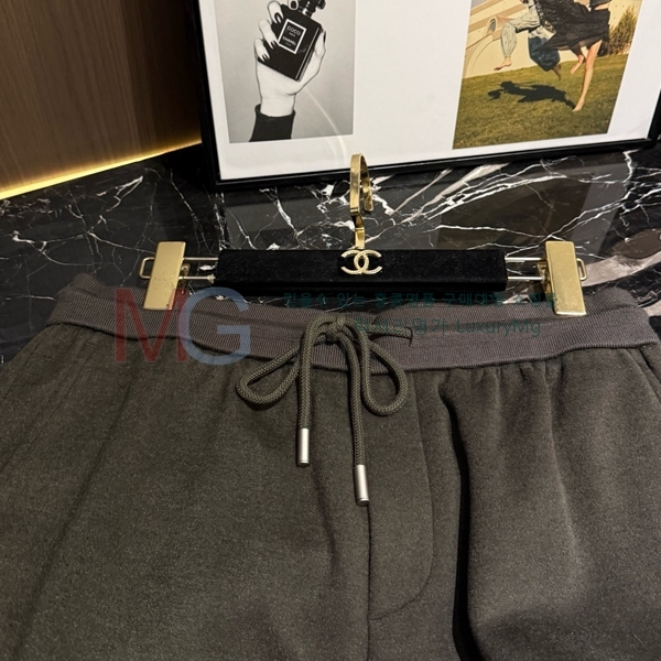 ���� ���ڷ� ��ġ�ڸ� ��Ʈ 23437100-5