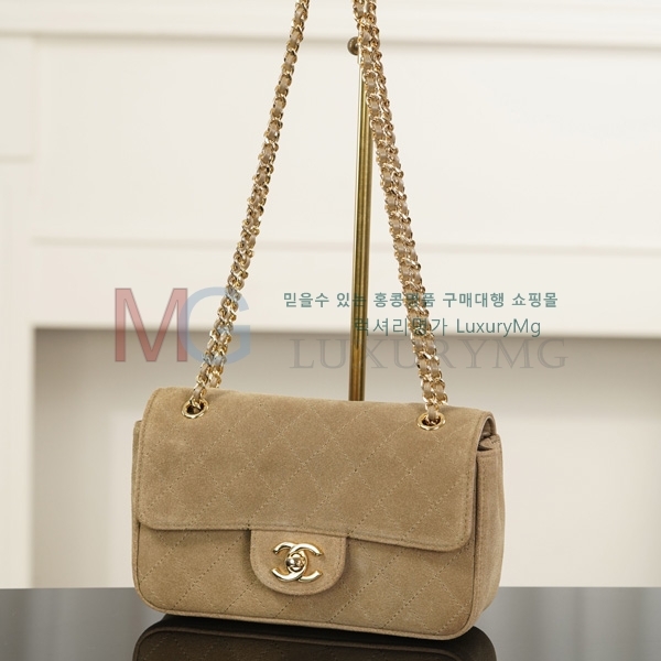 ��* �÷��� AS6573-702