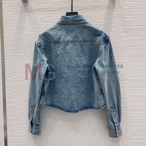 ���� �ƹ� ���� AMI5670443-1