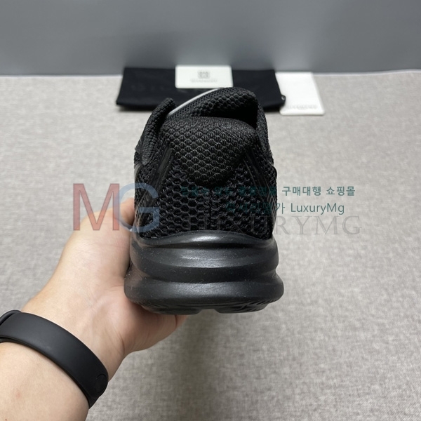 ���� ����� ����Ŀ�� R6927770-1