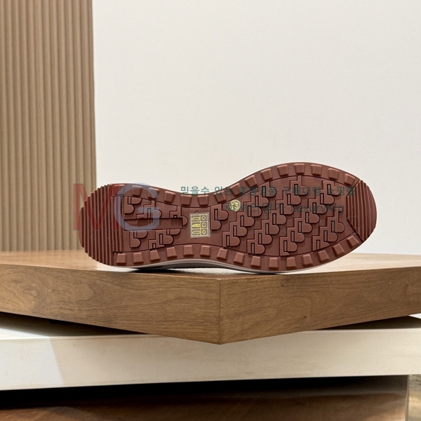 ���� �η�**�� ����Ŀ�� LP2711902-3