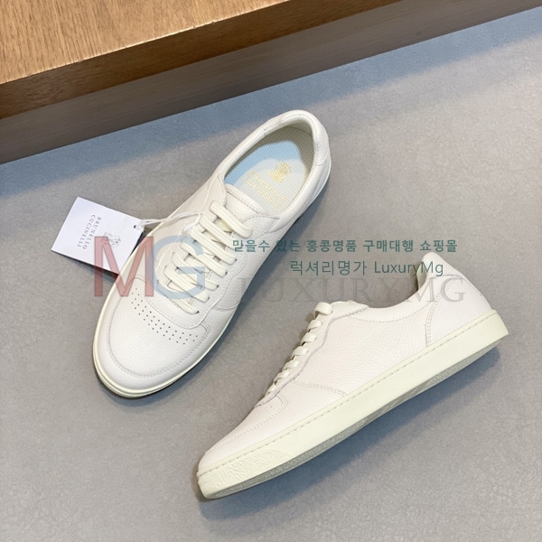 ���� ���ڷ� ��ġ�ڸ� ����Ŀ�� B0669051-2