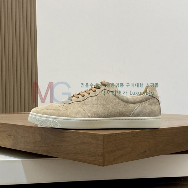 ���� ���ڷ� ��ġ�ڸ� ����Ŀ�� B0669051