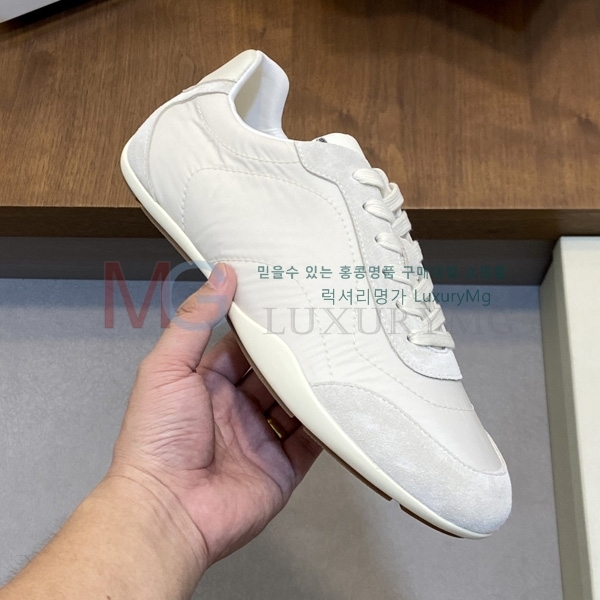 ���� ���ڷ� ��ġ�ڸ� ����Ŀ�� BC3015580-4