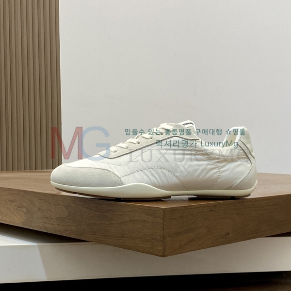 ���� ���ڷ� ��ġ�ڸ� ����Ŀ�� BC3015580-4