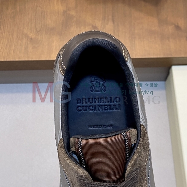 ���� ���ڷ� ��ġ�ڸ� ����Ŀ�� BC3015580-1