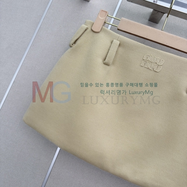 ���� �̿�̿� ��ĿƮ MU087965-17