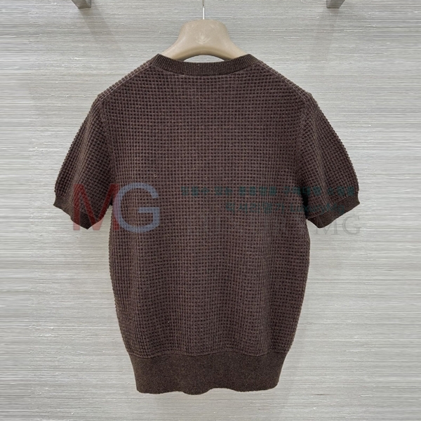 ���� �η�**�� ���� Ƽ���� LP3674380-7