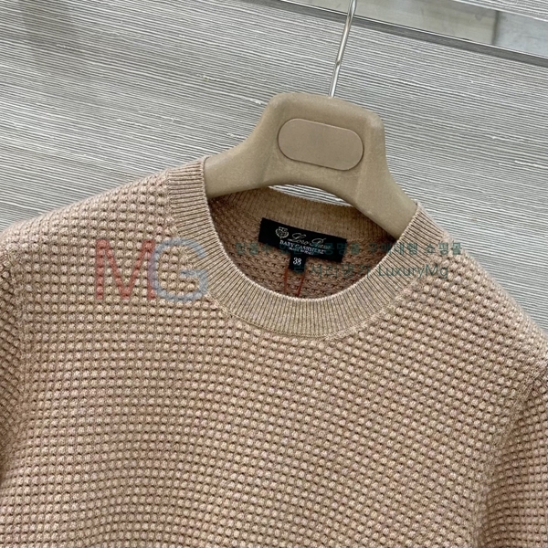 ���� �η�**�� ���� Ƽ���� LP3674380-8