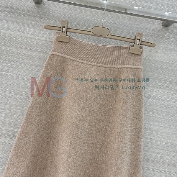 ���� �η�**�� ��ĿƮ LP3674380-11