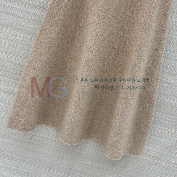 ���� �η�**�� ��ĿƮ LP3674380-11
