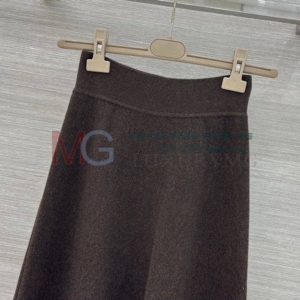 ���� �η�**�� ��ĿƮ LP3674380-12