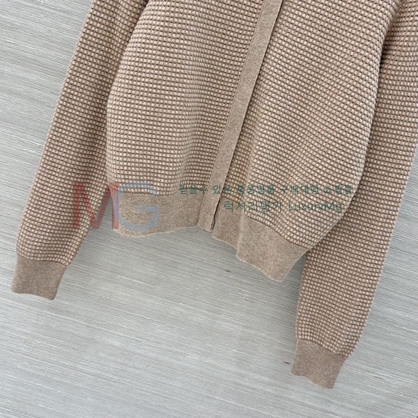 ���� �η�**�� ������ ����� LP3674380-10