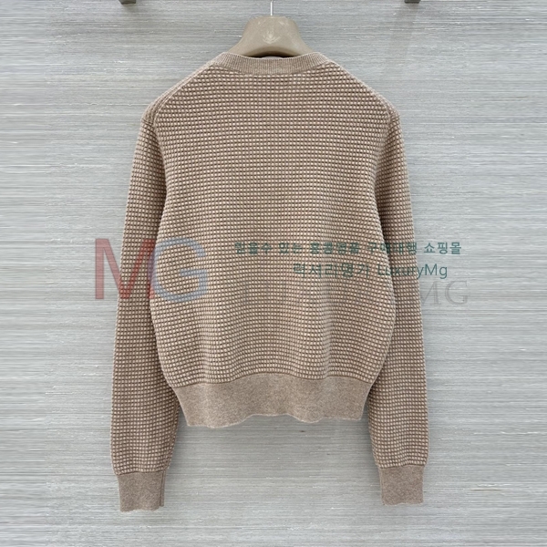 ���� �η�**�� ������ ����� LP3674380-10