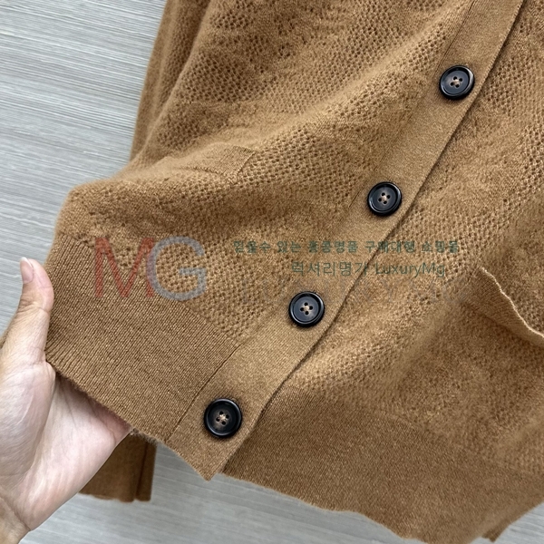 ���� ���ڷ� ��ġ�ڸ� ������ ����� BC456840-4