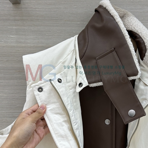 ���� �ο��� �ٿ� �е� ���� LOE30463673-1