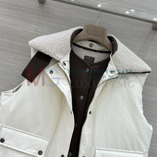 ���� �ο��� �ٿ� �е� ���� LOE30463673-1