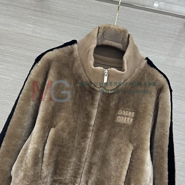 ���� �̿�̿� Ŭ���� �� �ٿ� ���� MIU45602224-2