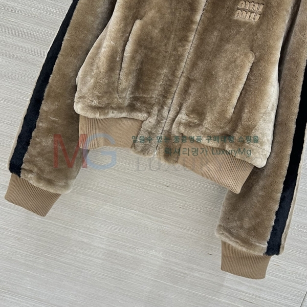 ���� �̿�̿� Ŭ���� �� �ٿ� ���� MIU45602224-2