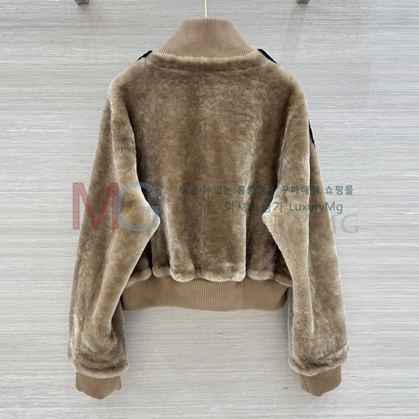 ���� �̿�̿� Ŭ���� �� �ٿ� ���� MIU45602224-2