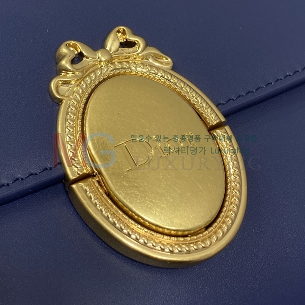 ��� �޴޸��� �Ŀ�ġ D30309-4