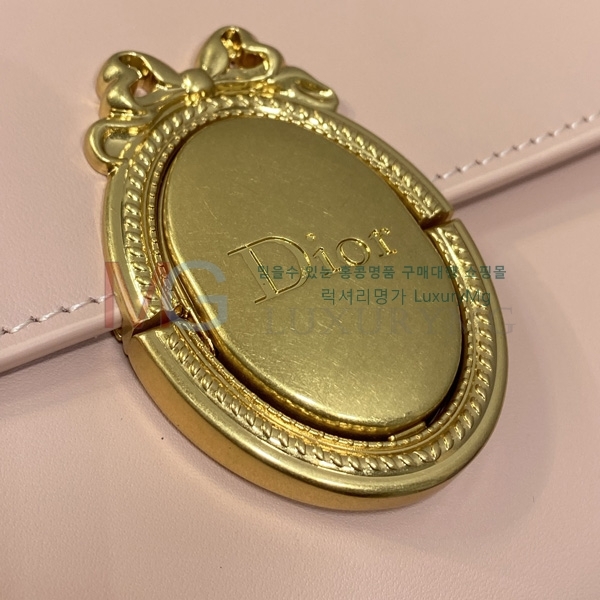 ��� �޴޸��� �Ŀ�ġ D30309-8