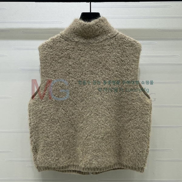 ���� ��* ���� ���� CH2456074-5