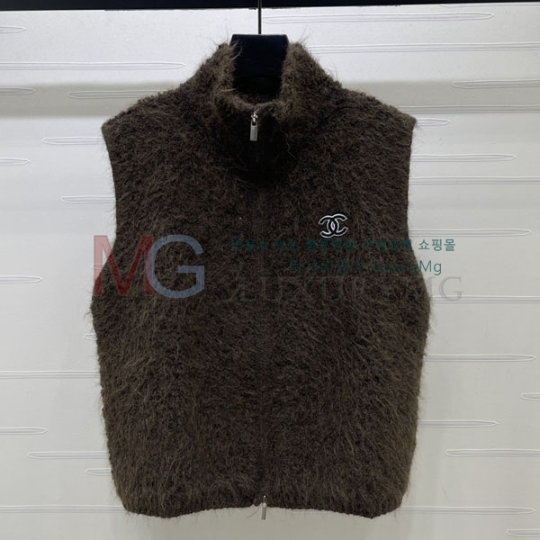 ���� ��* ���� ���� CH2456074-5