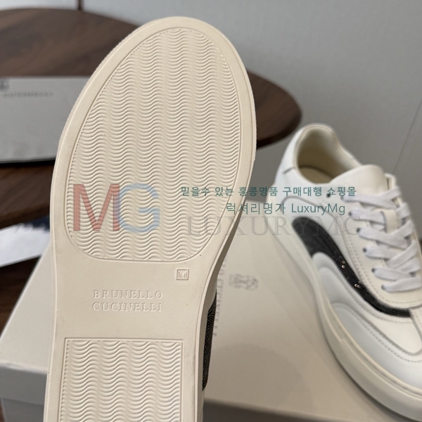 ���� ���ڷ� ��ġ�ڸ� ����Ŀ�� BC3559010-8