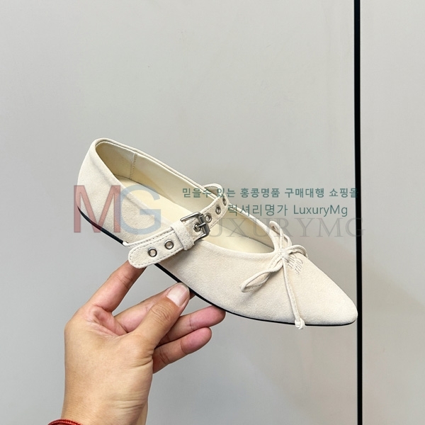 ���� �̿��* �÷����� MU166228-1