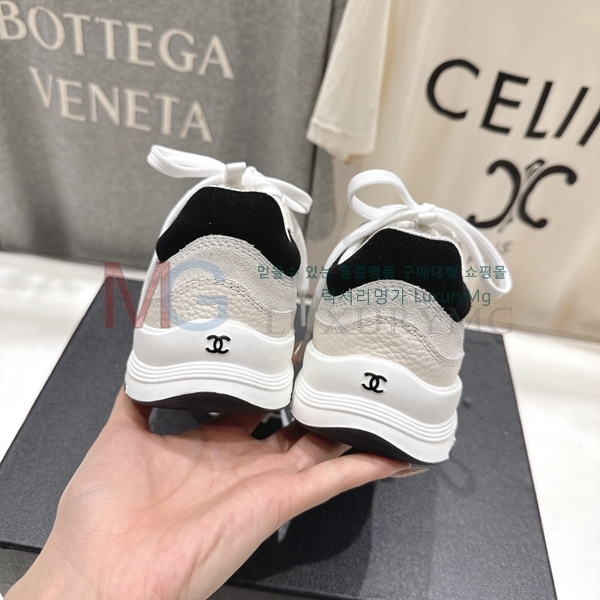 ��* ����Ŀ�� 1AA889336-7