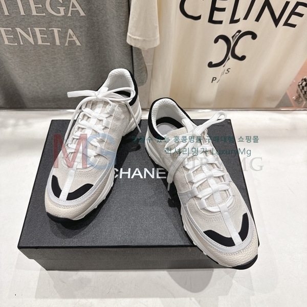 ��* ����Ŀ�� 1AA889336-7
