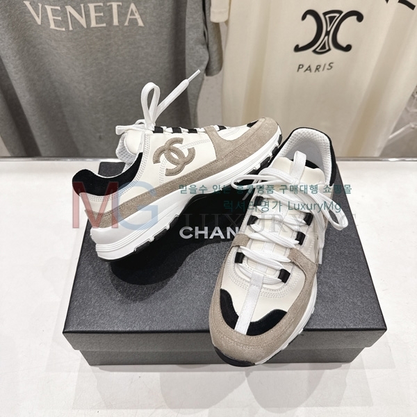 ��* ����Ŀ�� 1AA889336-3