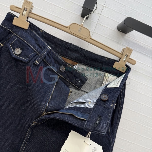 ���� ���ڷ� ��ġ�ڸ� ���� ���� BC44569-9