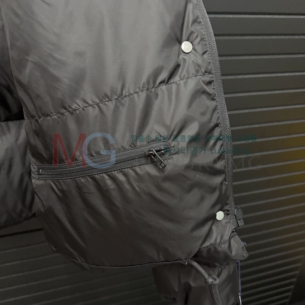 ���� ����� �ٿ� �е� Ż���� ���� PA45345682-8